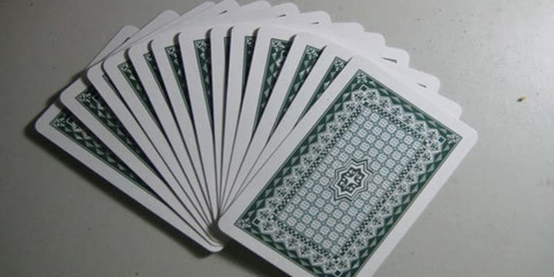 Cách nhận biết lá bài từ mặt sau Cách nhận biết lá bài từ mặt sau vị trí và cấu trúc